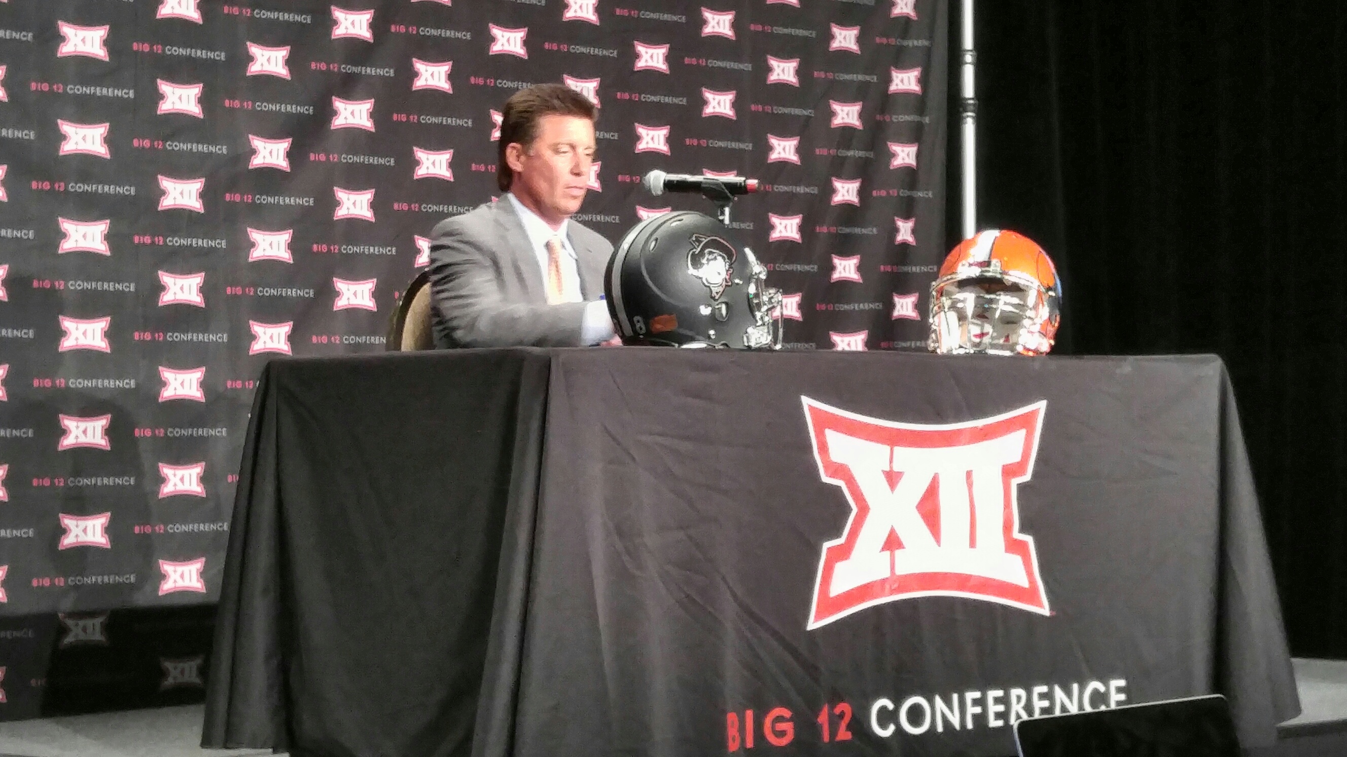 mike gundy morning stage
