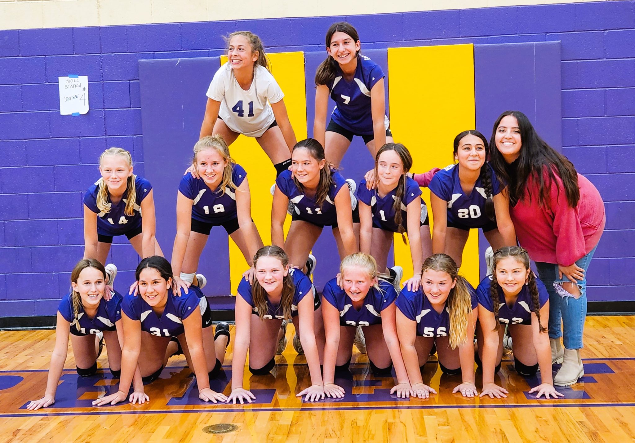 Marble Falls 7B Volleyball Earns Win Against Lago Vista - Texas Chalk Talk